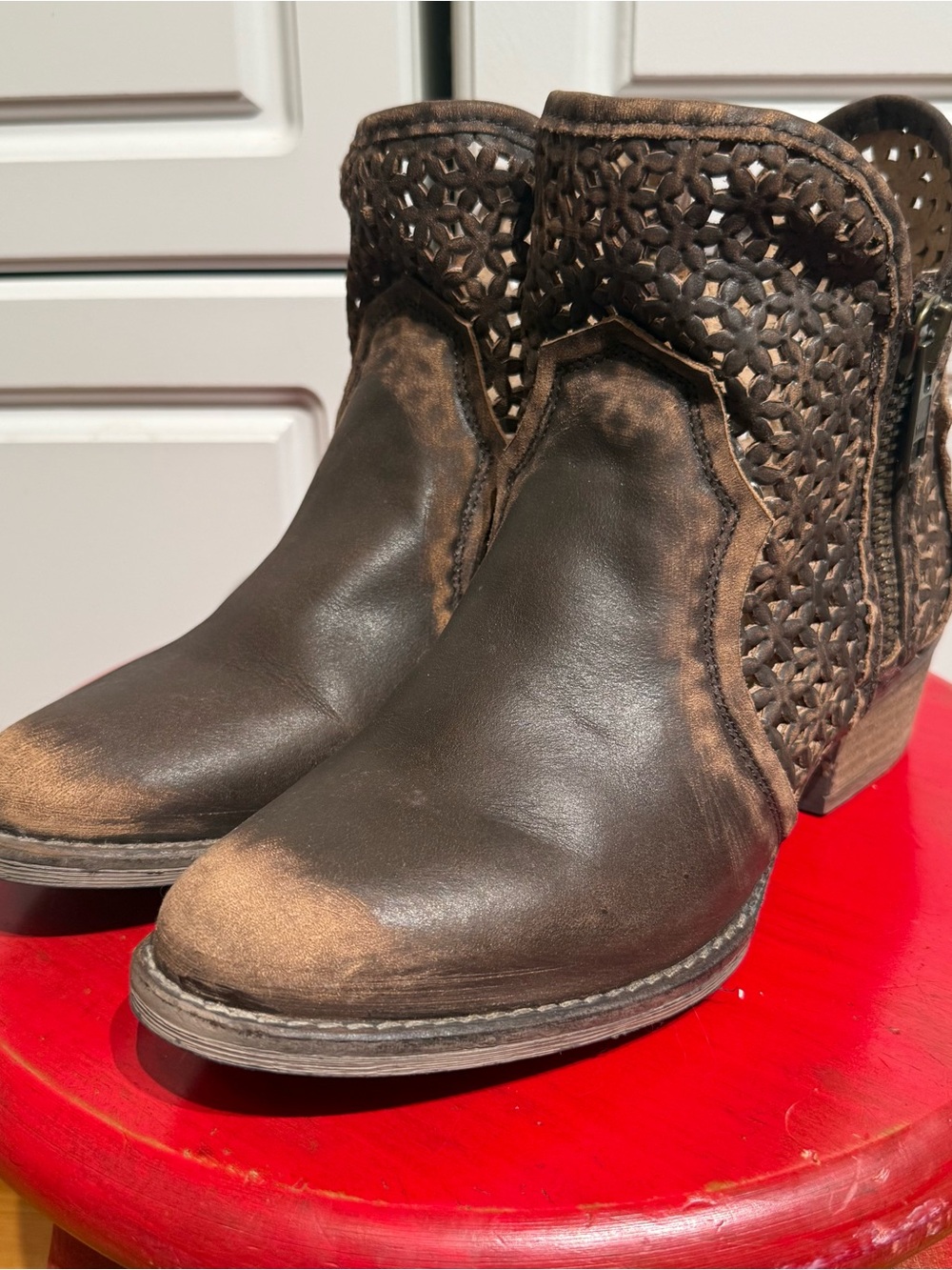 Women's Circle G by Corral Brown Leather Cutout Ankle Boot 8.5 - Picture 4 of 12